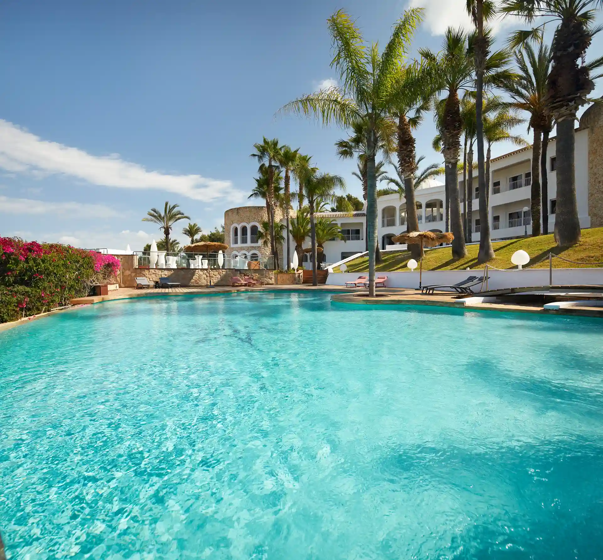 Large Villa with Pool in Iibiza