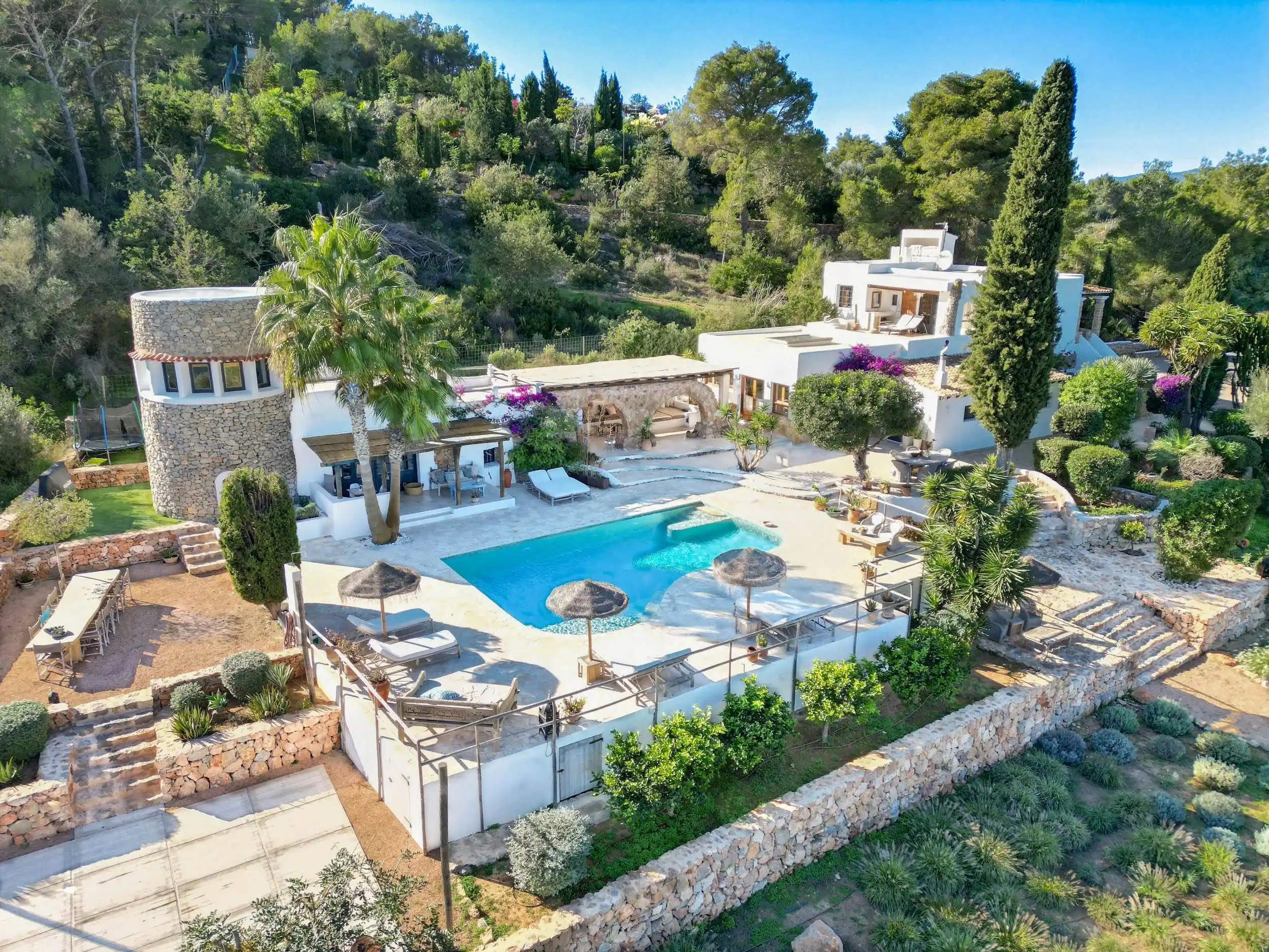 Beautiful Villa in Nature With Pool