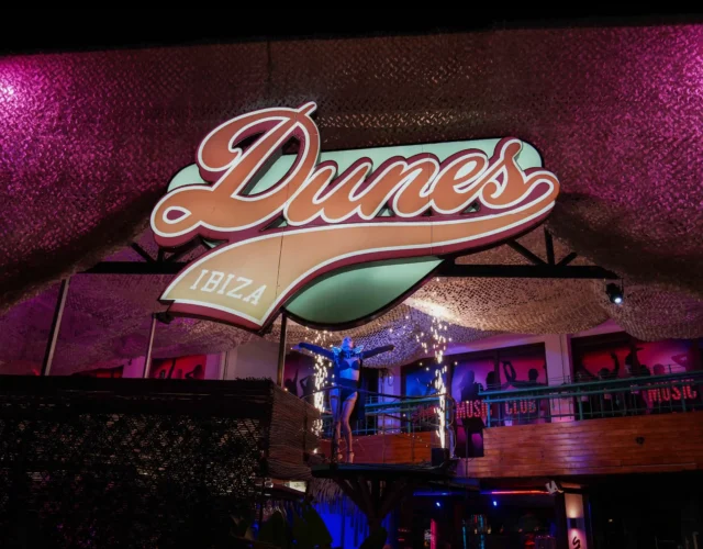 Dunes 11