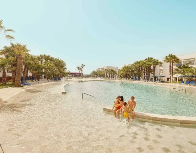 Grand Palladium Select Palace Ibiza 2