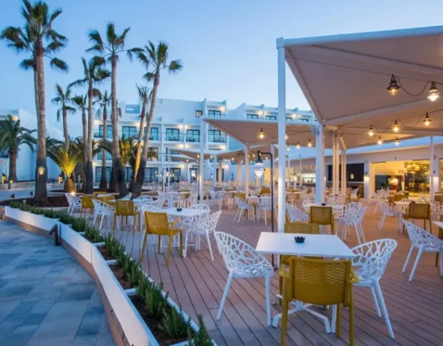 Grand Palladium White Island Resort & Spa 9