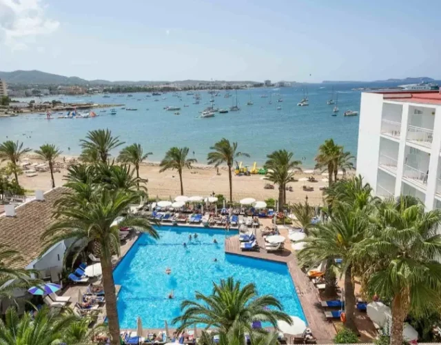 Hotel Rooms View with pool and beach