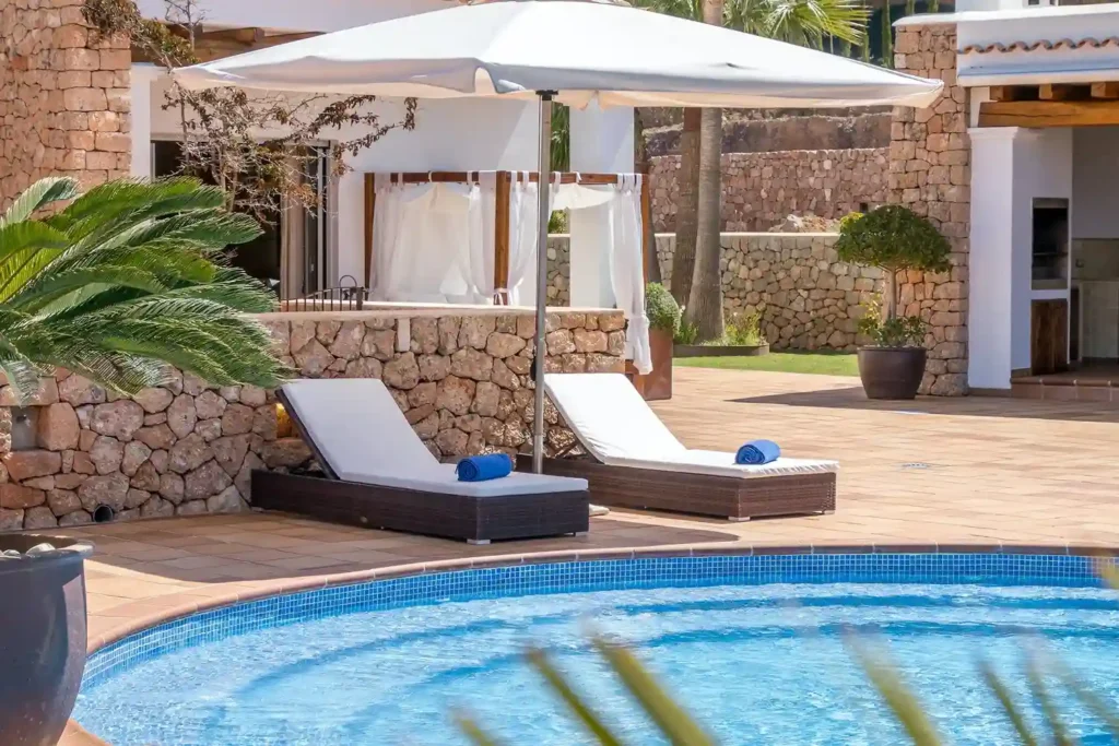 Family villas in Ibiza with private pool and spacious garden for children